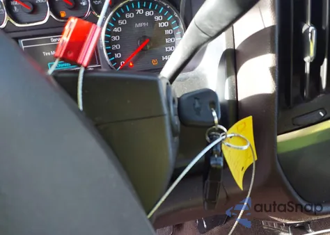 2017 Chevrolet Silverado 1500 2Lt from USA, damaged, VIN 3GCUKREC1HG107987